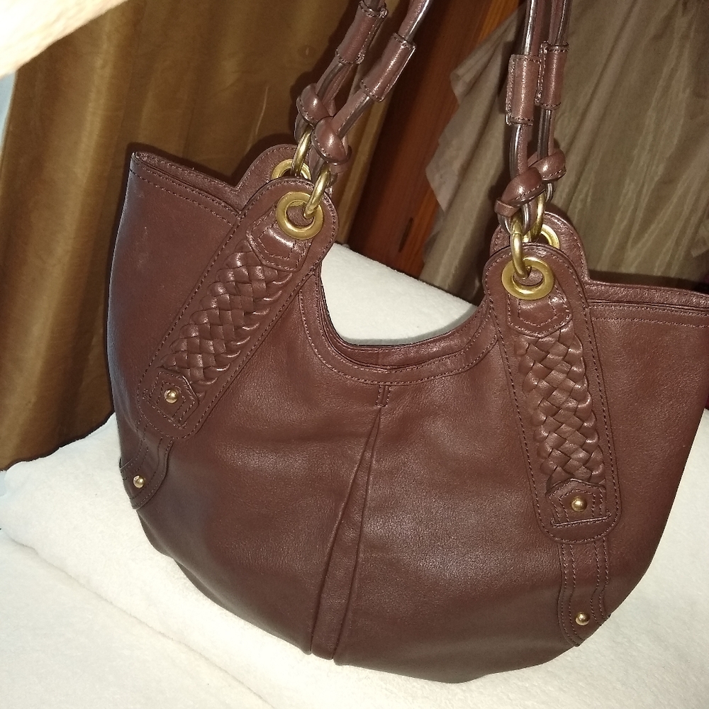 Banana Republic dark brown shoulder shopper bag.